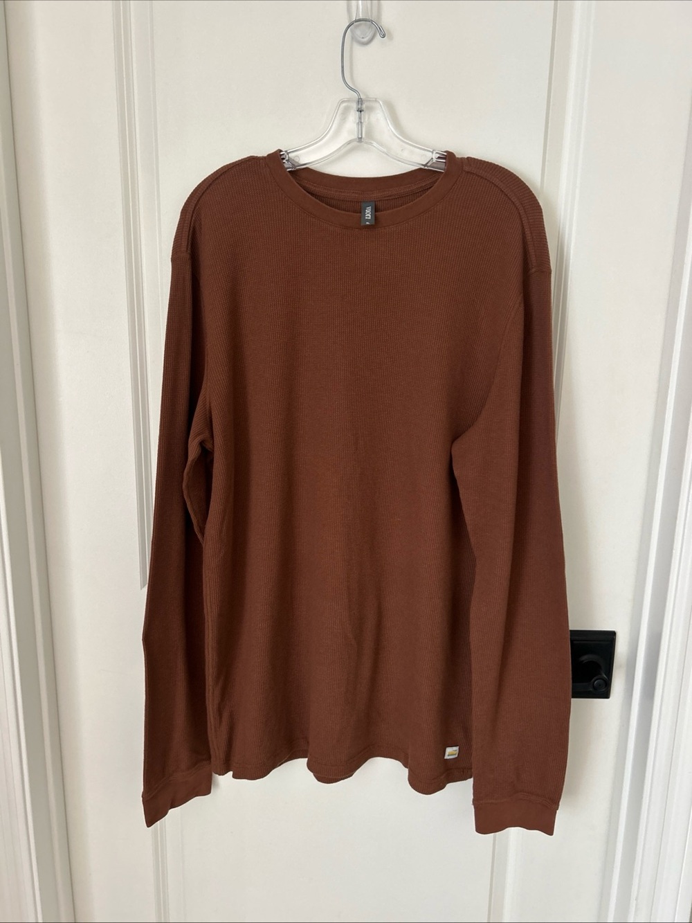 Vuori Men’s XL Hazelnut Brown Waffle Crew Neck Thermal Knit Long Sleeve Shirt